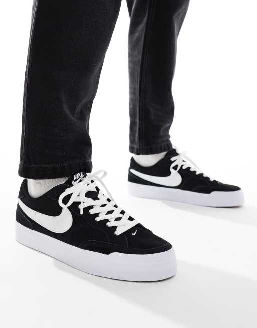 Nike SB – Zoom Pogo Plus – Sneaker in Schwarz und Weiß
