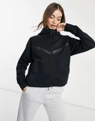 Nike Schwarzer Kapuzenpullover aus Tech Fleece ASOS