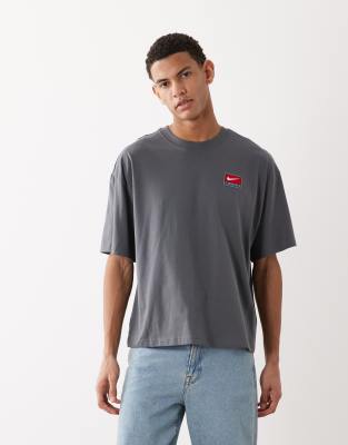 Schweres T-Shirt in verwaschenem Grau mit Logo Grau L