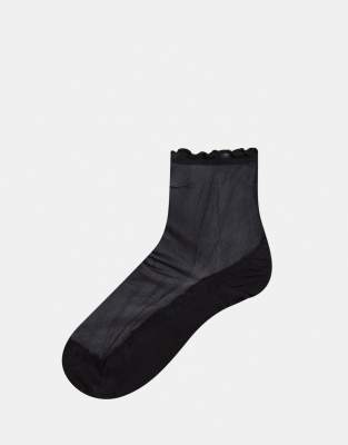 nike sheer socks