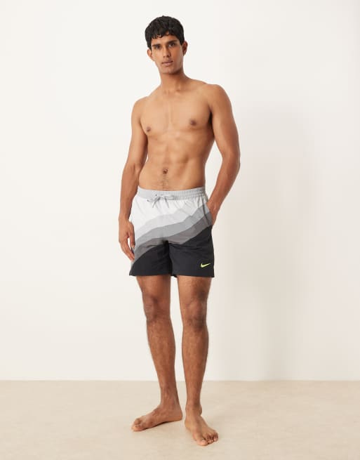 Nike - Short de bain 7 pouces style volley - Noir, 2 de 5