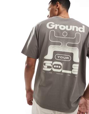 Nike short sleeve graphic print t-shirt in grey - view 1