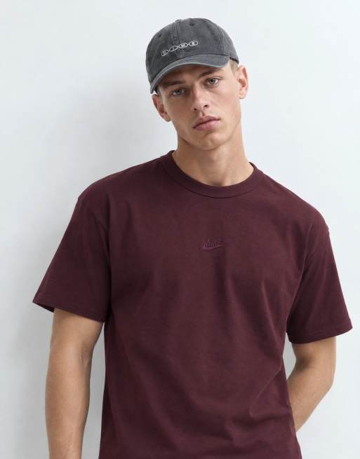Nike short-sleeved crew neck t-shirt in burgundy, 7 of 9