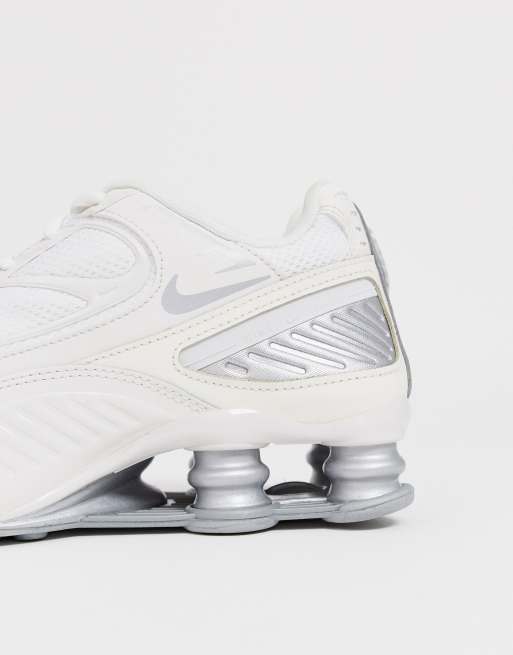 Nike shox bianche clearance e argento