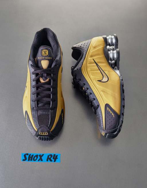 Nike Shox R4 Sneaker in Gold und Schwarz ASOS