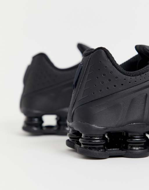 Nike shox shop r4 negras