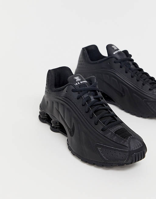 blusa Cada semana Arturo Nike Shox R4 sneakers in black 104265-044 | ASOS