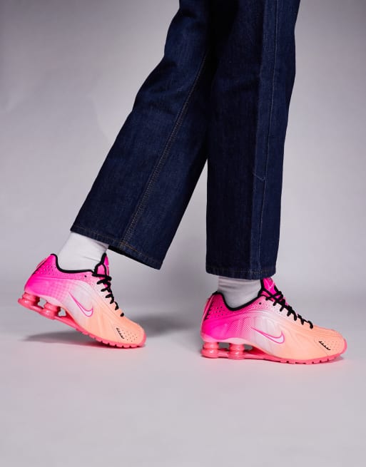 Nike Shox R4 sneakers in hot pink