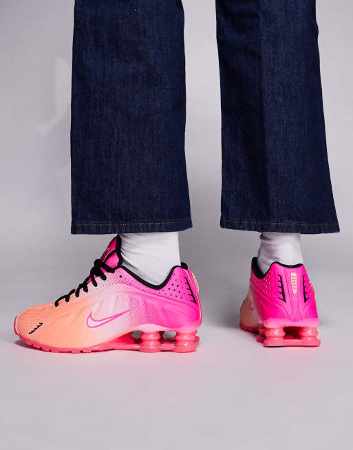 Nike Shox R4 sneakers in hot pink
