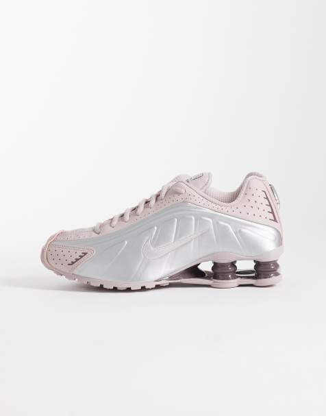 Nike Shox R4 sneakers in silver and light pink - view 1