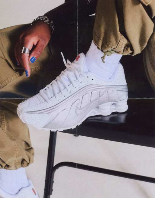 Nike Shox R4 sneakers in white and silver ASOS