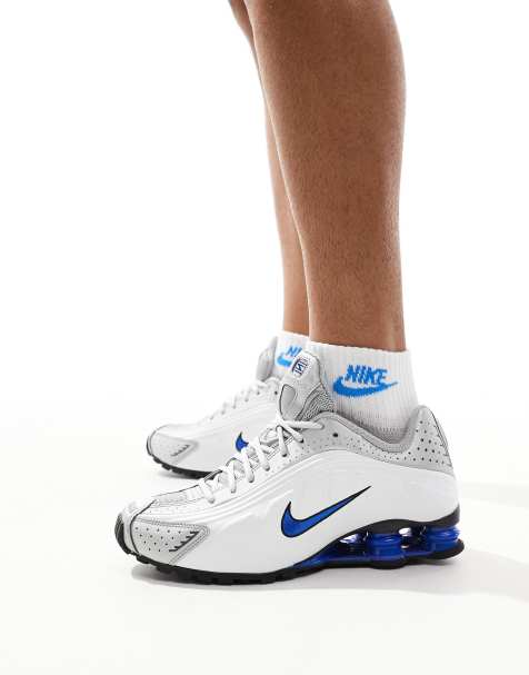 Nike Shox R4 trainers in white and metallic silver - view 1