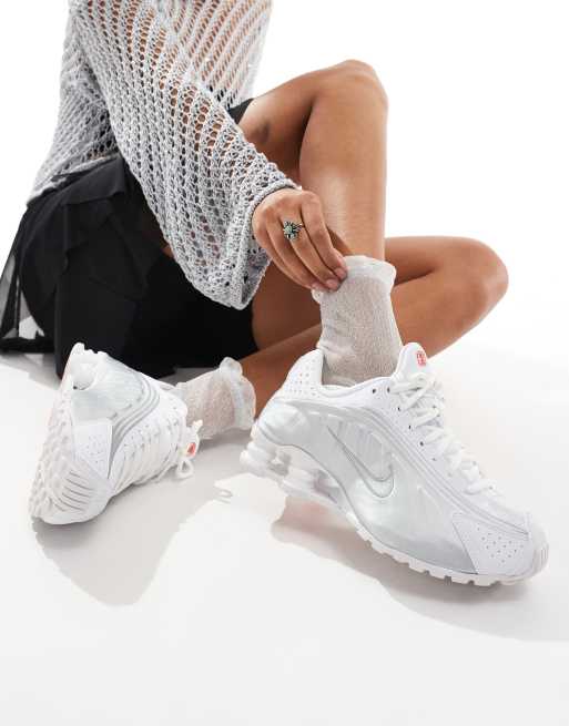 Nike shox r4 all white online