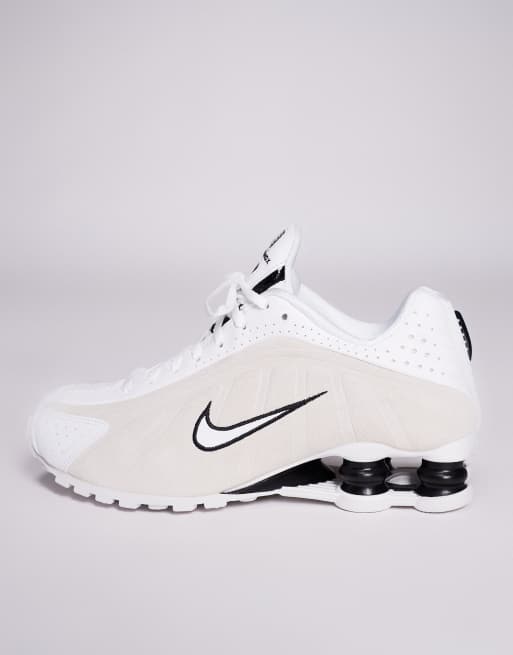Nike – Shox R4 – Unisex-modell – Vita och beige träningsskor, 2 av 5