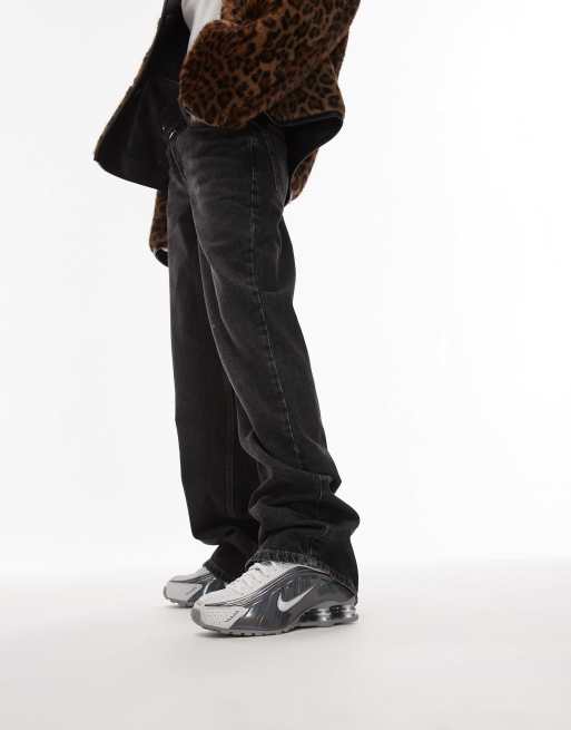 Nike Shox R4  unisex trainers in white and metallic purple