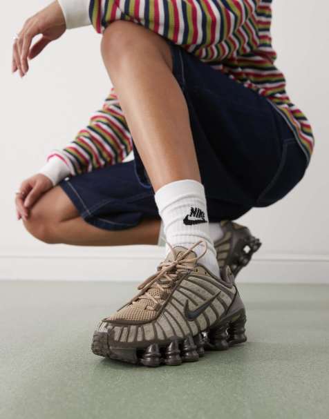 Nike – Shox TL – Bruna träningsskor - view 1