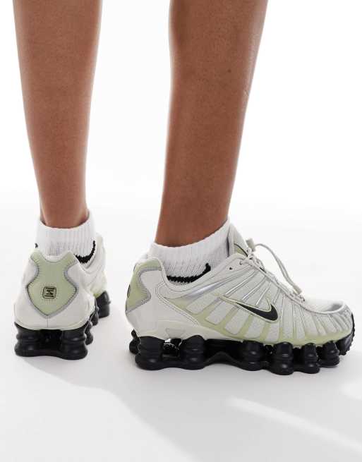 NIKE WMNS SHOX TL BLACK/METALLIC SILVER-IRON GREY（ナイキ