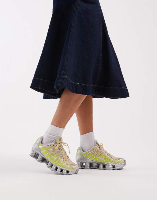 Nike Shox TL Fade sneakers in gray and green, 3 of 5