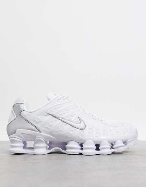 Nike shox shop uomo bianche