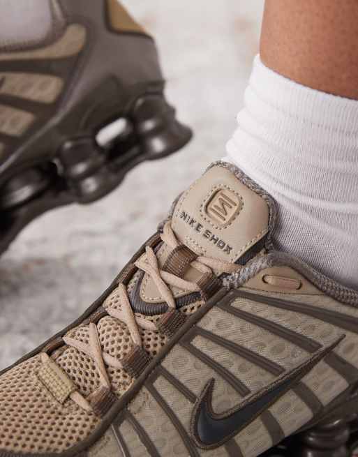 Nike Shox TL sneakers in brown