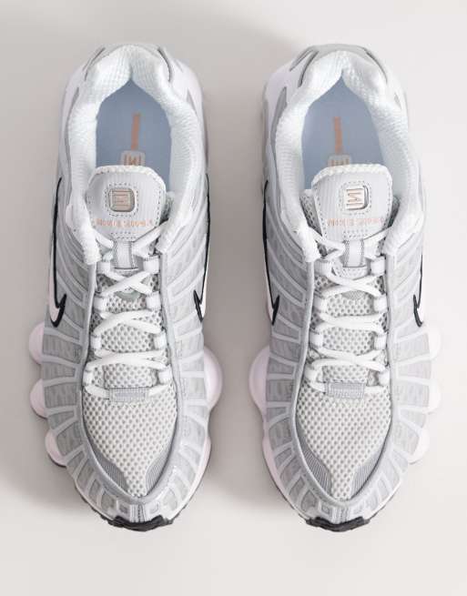 Nike - Shox TL - Sneakers in grijs en roze met stippen, 3 van 5