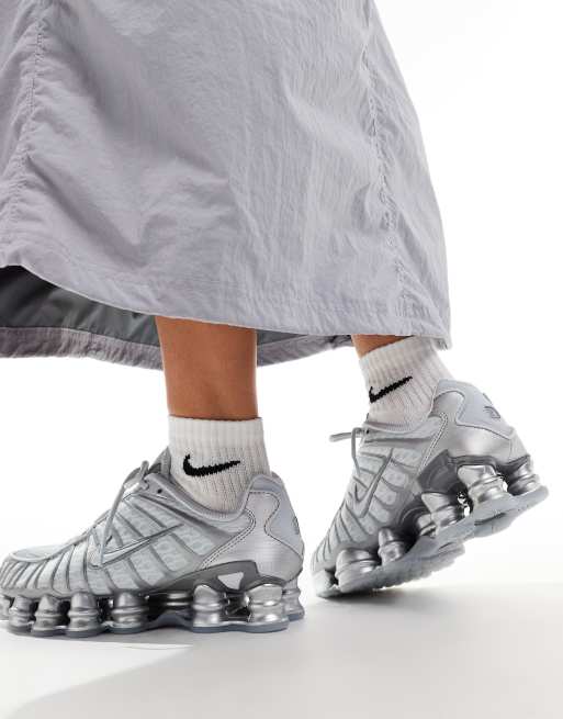 新品 NIKE SHOX TL Platinum and Silver 24.5 Nike - Shox TL - Sneakers in platinum | ASOS
