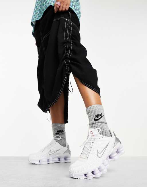 Nike Shox TL sneakers in white, 3 of 4