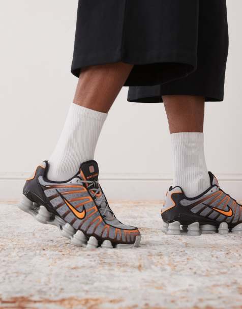 Nike – Shox TL – Szaro-pomarańczowe buty sportowe - view 1