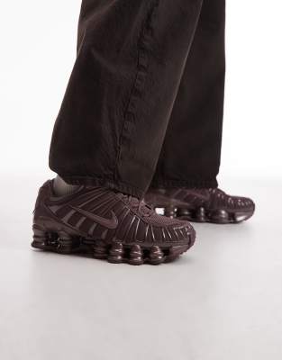 Nike Shox TL trainers in brown