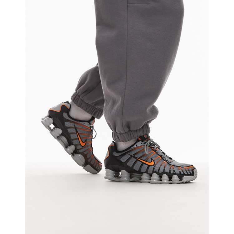 m*n様 NIKE SHOX TL Grey Orange スニーカー Nike Shox TL trainers in grey and orange | ASOS