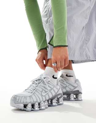 Nike Nike Shox TL trainers in pure platinum-White