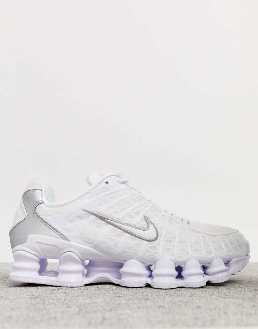 Nike Shox trainers in white | ASOS