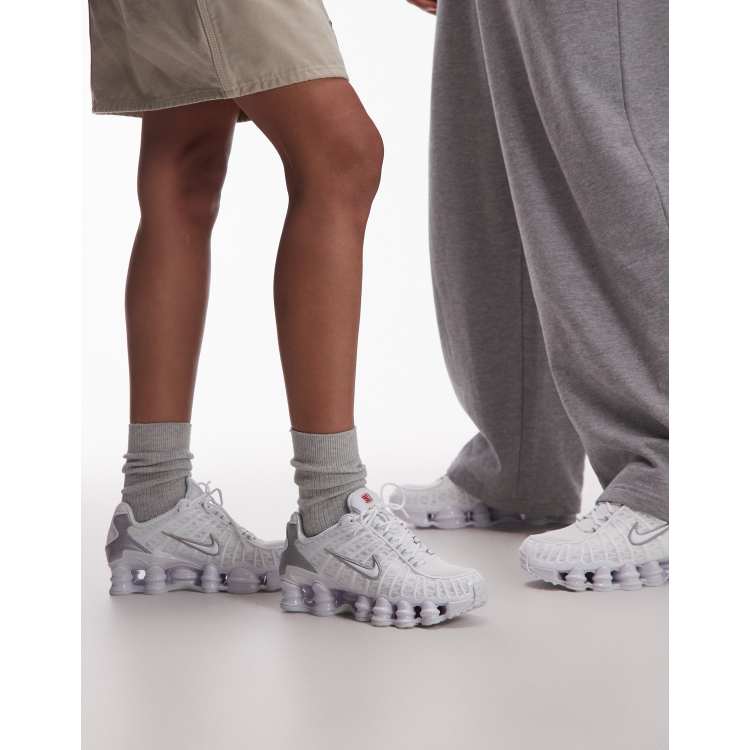 Nike Shox TL trainers in white | ASOS