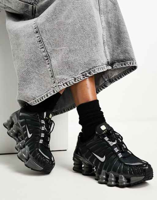 Nike - Shox TL - Unisex - Sneakers i sort og sølvfarve, 4 af 4