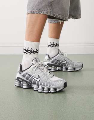  Shox TL unisex trainers 