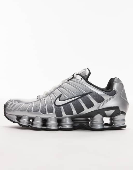 Nike Shox TL unisex trainers in silver, 2 of 5