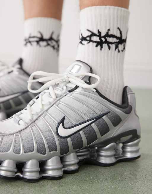 Nike Shox TL unisex trainers in silver | ASOS