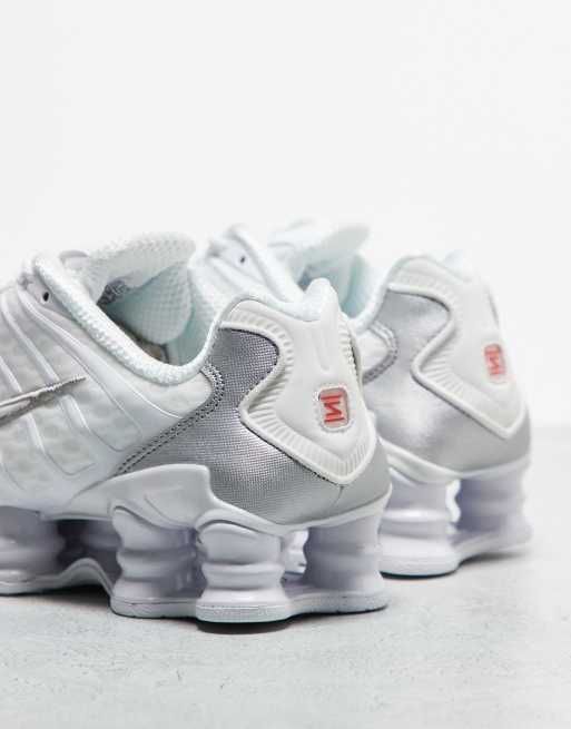 Nike – Shox TL – Unisex – Vita träningsskor, 2 av 3
