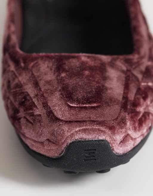 Nike Shox Z Calistra Velvet sneakers in burgundy, 3 of 5