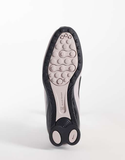 Nike Shox Z sneakers in black and metallic silver, 5 of 5