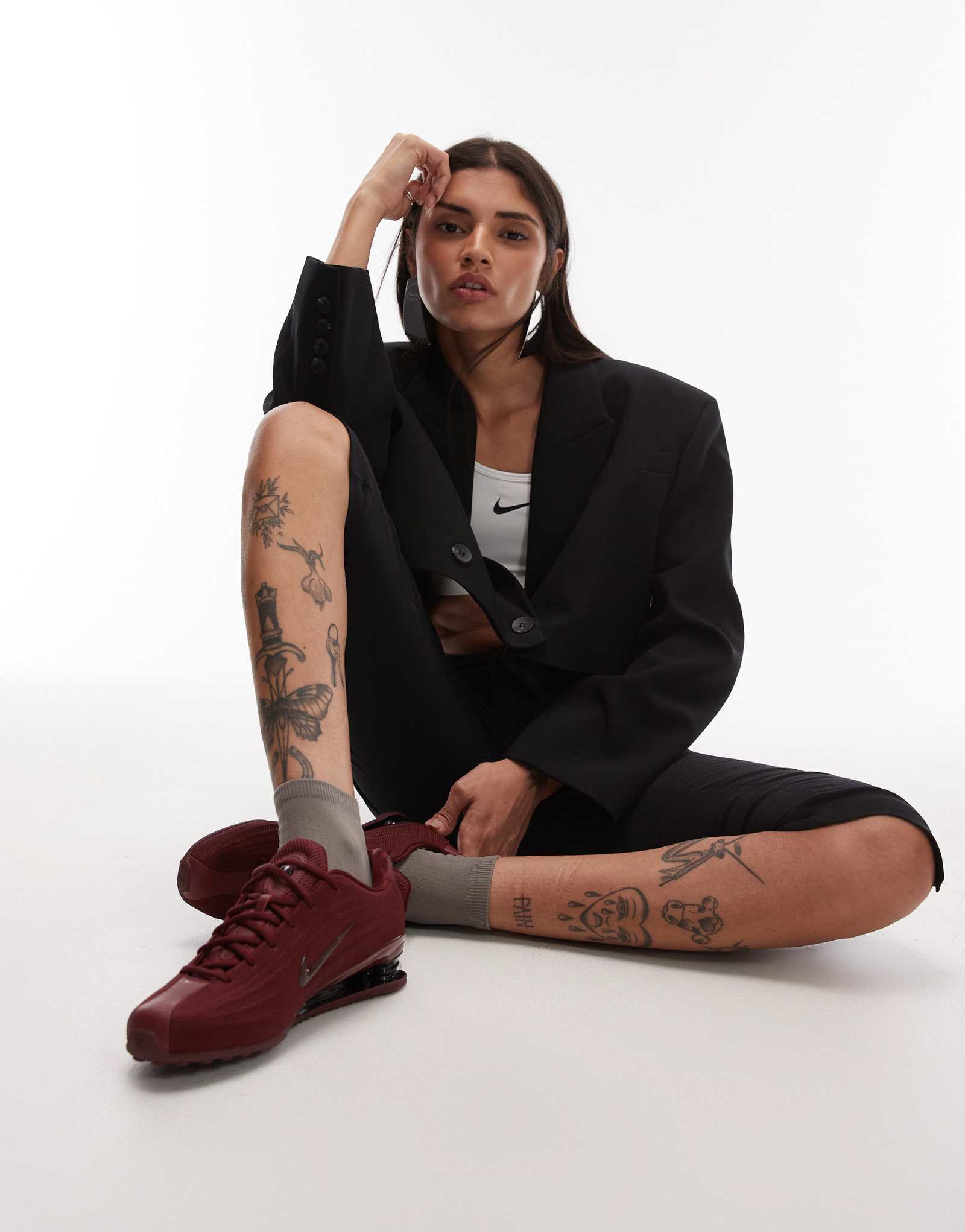 Кроссовки Nike Shox Z красного цвета