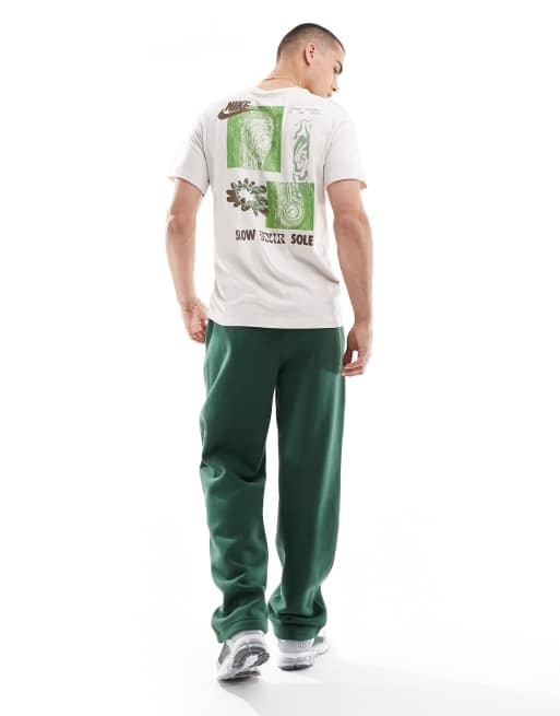 Nike Slow Your Sole graphic graphic t-shirt in beige, 3 of 4