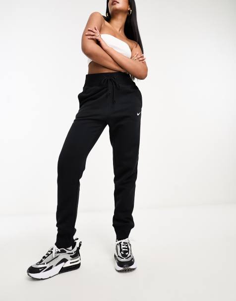 Nike - Smalle joggingbroek met hoge taille en mini swoosh in zwart - view 1