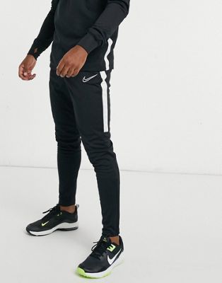 nike soccer academy tapered sweatpants in black