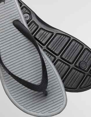 nike solarsoft ii flip flops