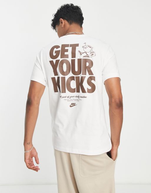 Kruis aan Met bloed bevlekt hand Nike Sole Cafe 'Get Your Kicks' back print T-shirt in white | ASOS