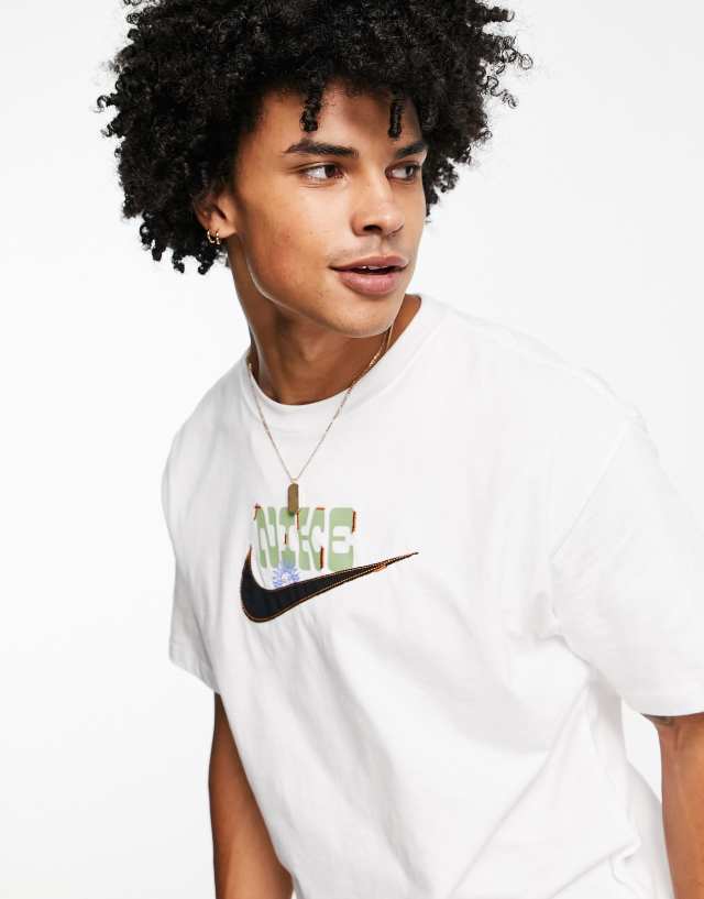 Nike Sole Craft graphic t-shirt in white