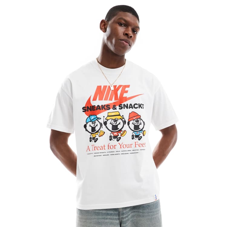 ★ドイツ発*NIKE*新作*SOLE FOOD Tシャツ/WHITE★ Nike Sole Food front print T-shirt in white | ASOS