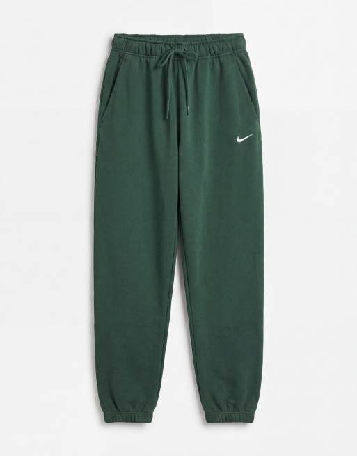 Nike Solo Fleece jogger à revers logo en vert foncé, 6 de 9