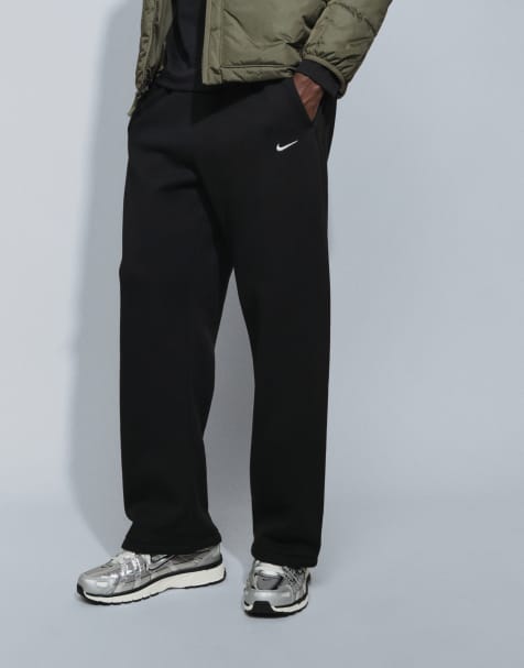 Nike Solo Fleece joggers a gamba dritta con coulisse neri - view 1